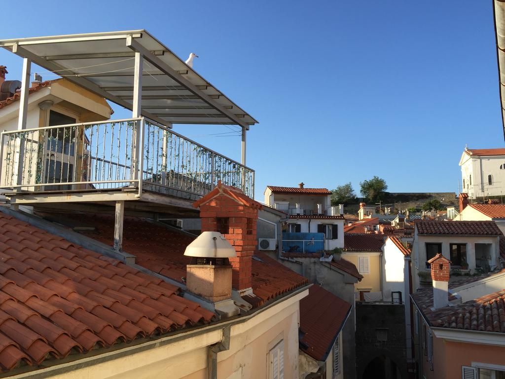 Allure Apartments Pirano Esterno foto