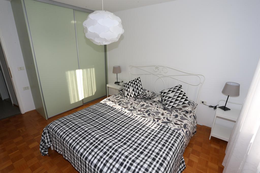 Allure Apartments Pirano Esterno foto