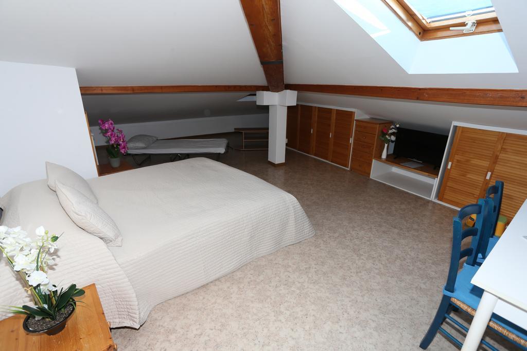 Allure Apartments Pirano Esterno foto
