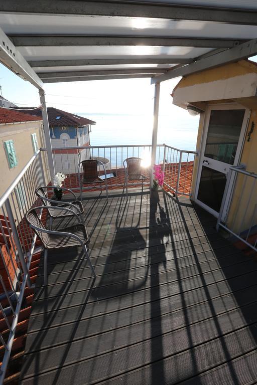 Allure Apartments Pirano Esterno foto