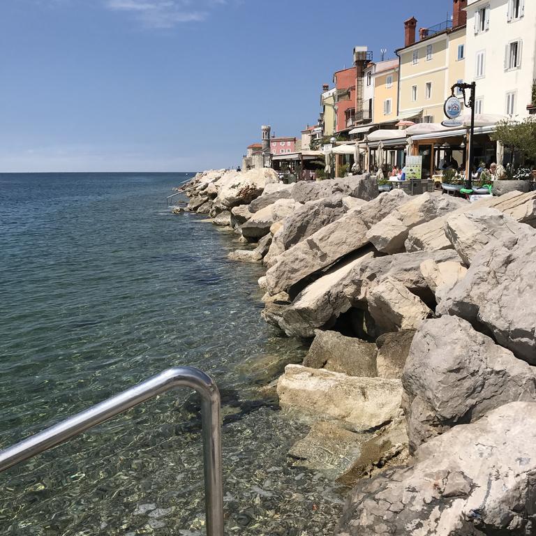 Allure Apartments Pirano Esterno foto